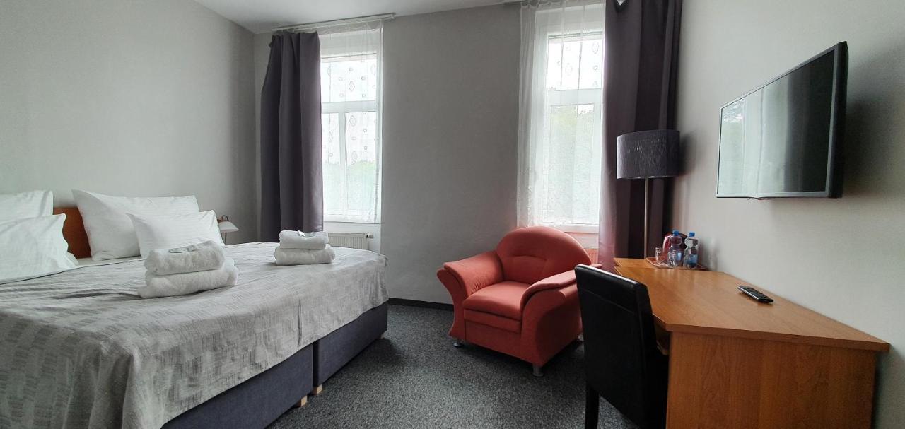 Saraya Wellness & Penzion Teplice Exterior foto
