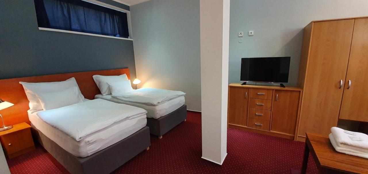 Saraya Wellness & Penzion Teplice Exterior foto